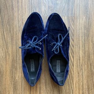 Blue Velvet Creepers